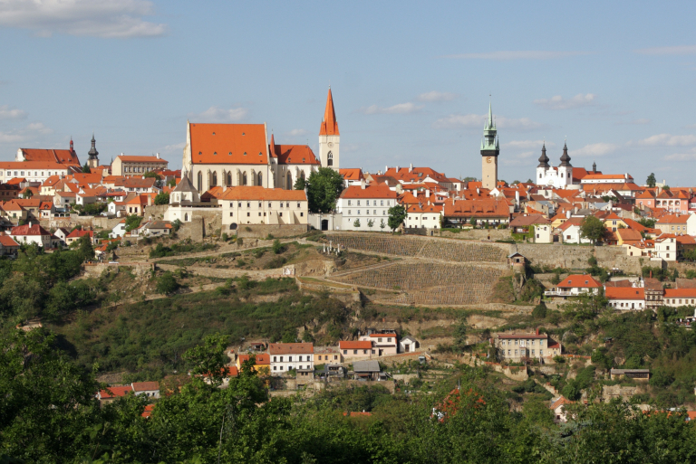 Znojmo_-_panorama_od_jihu_obr1